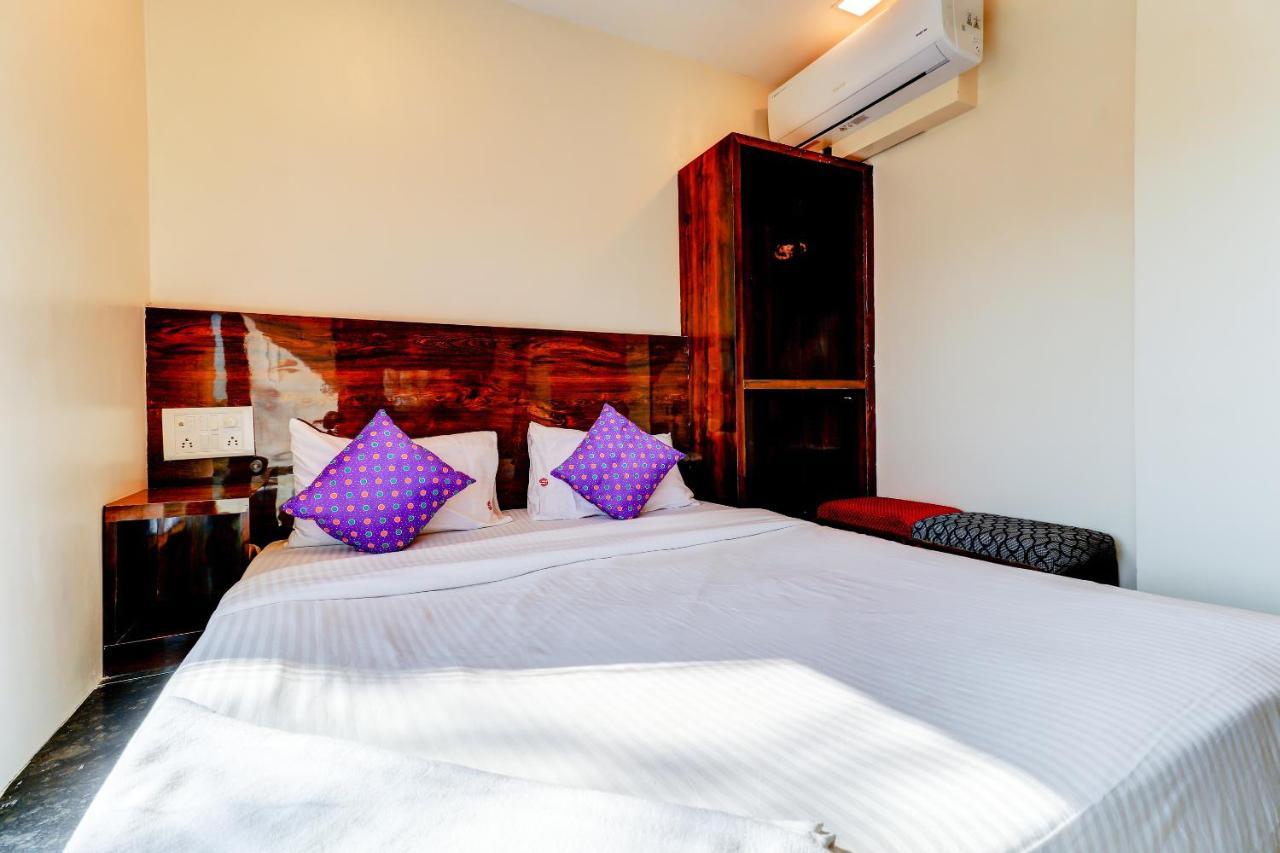 Hotel Prime Inn, Andheri West - Near Mumbai International Airport Екстер'єр фото